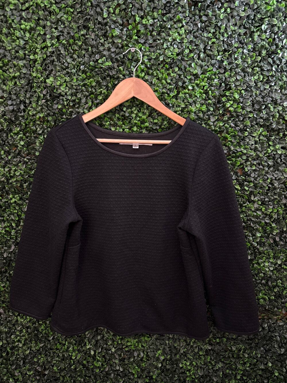 Max Studio, Black Pullover Sweater, Crew Neck Women’s Size L